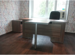Стол руководителя Квест в ДНР